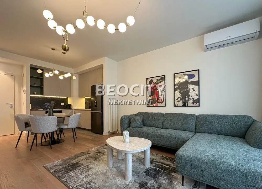 Izdavanje, trosoban stan, 75m², Beograd Na Vodi, Beograd