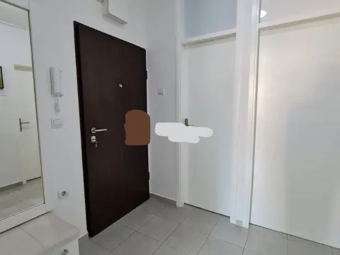 Rent, two bedroom apartment, 76m², Blok 6, Podgorica - image 13