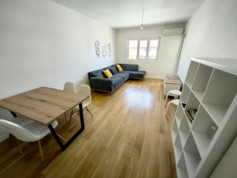 Sale, one bedroom apartment, 49m², Central Point, Podgorica - image 8