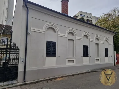 Izdavanje, kuća, 80m², Stari Grad, Beograd