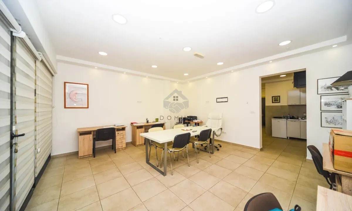 Rent, office space, 48m², Centar, Podgorica