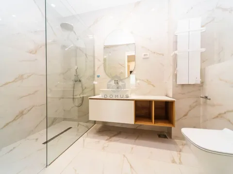 Izdavanje, trosoban stan, 108m², Podgorica, Crna Gora - image 12