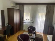 Izdavanje, garsonjera, 35m², Rotkvarija, Novi Sad Sve Podlokacije - image 1