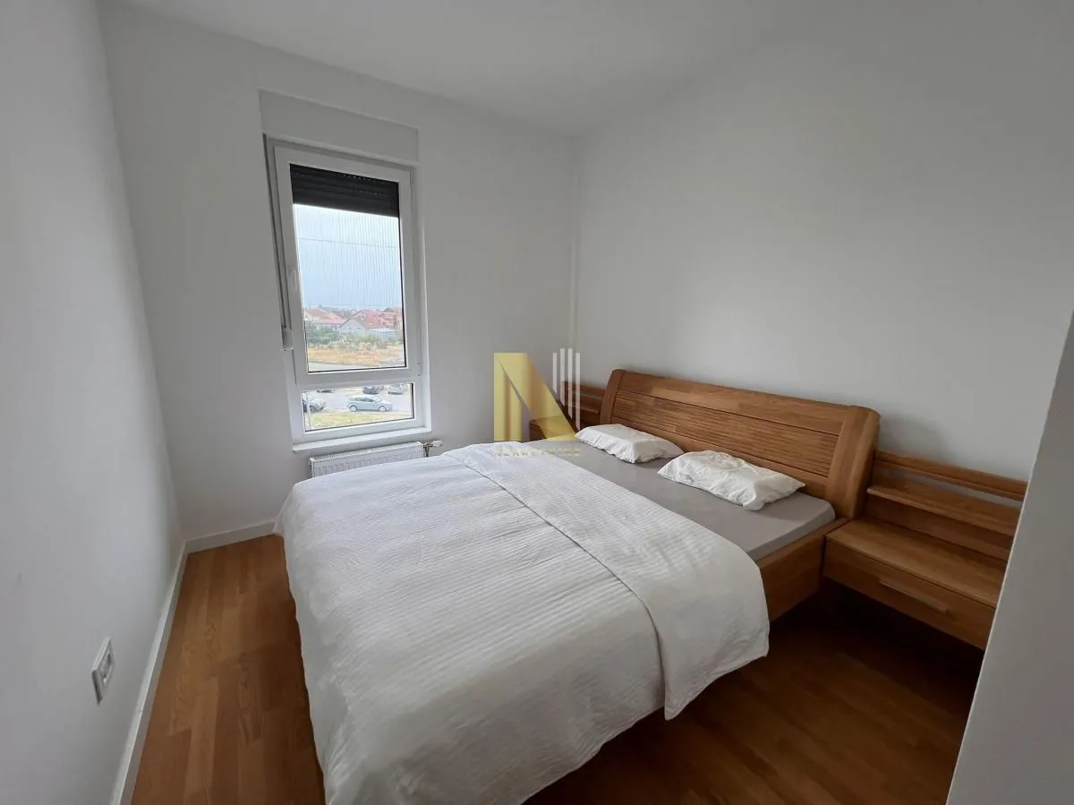 Izdavanje, dvosoban stan, 56m², Novo naselje, Novi Sad