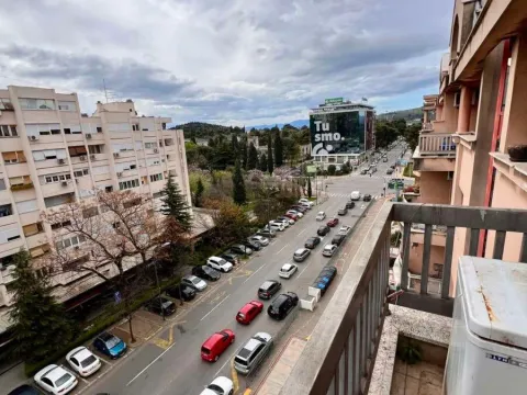 Prodaja, trosoban stan, 114m², Preko Morače, Podgorica - image 9