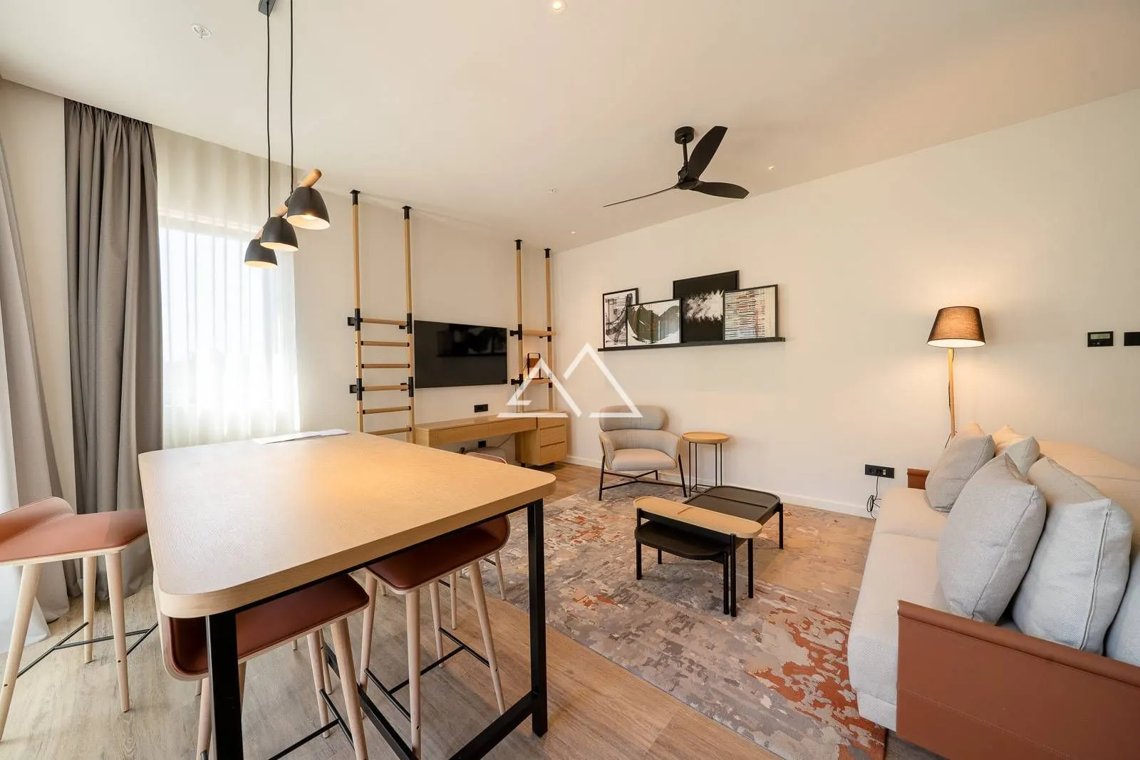 Prodaja, dvosoban stan, 91m², Tivat, Crna Gora