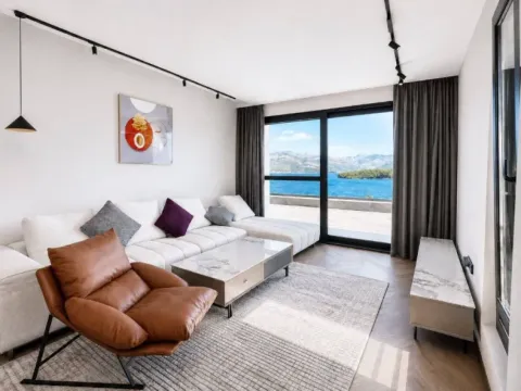 Prodaja, jednosoban stan, 104m², Đuraševići, Tivat - image 3