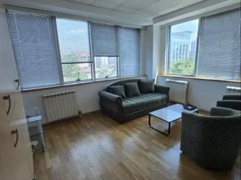 Rent, studio apartment, 28m², Bulevar Oslobodjenja, Novi Sad Sve Podlokacije - image 4