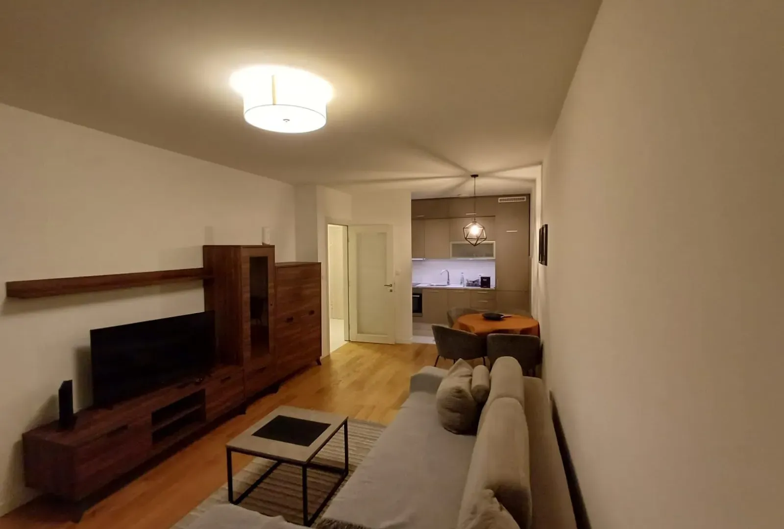 Rent, one bedroom apartment, 49m², Central Point, Podgorica