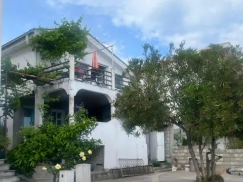 Sale, house, 120m², Šušanj, Bar