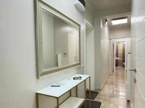 Sale, four bedroom apartment, 79m², Velji Vinogradi, Budva - image 8