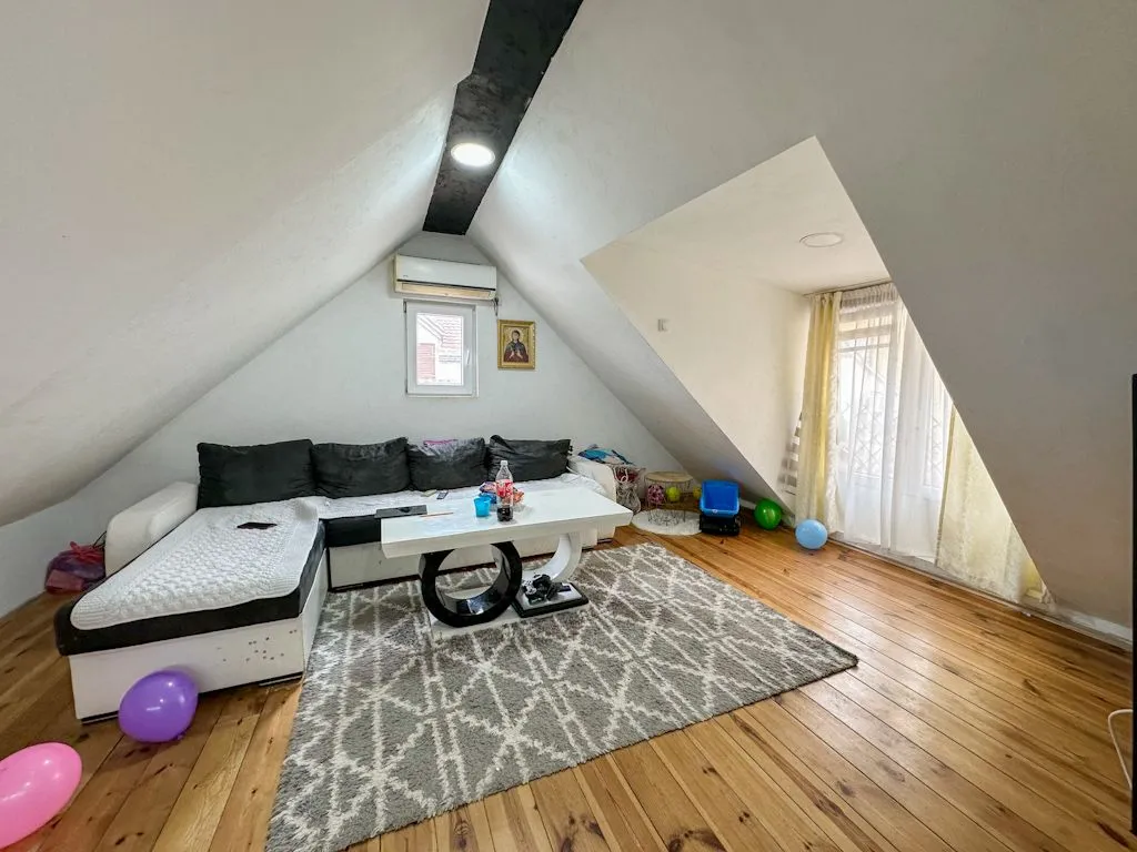Prodaja, kuća, 126m², Drač, Podgorica