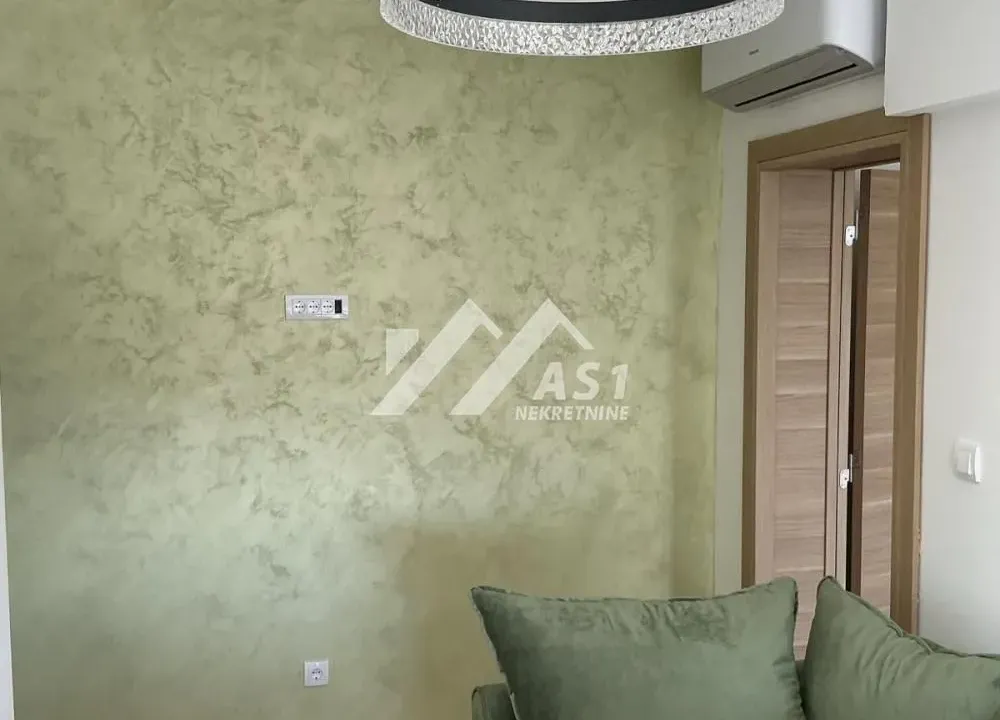 Rent, three bedroom apartment, 50m², Detelinara, Novi Sad Sve Podlokacije