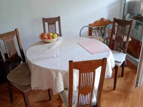 Prodaja, dvosoban stan, 70m², Drpe Mandića, Podgorica - image 2