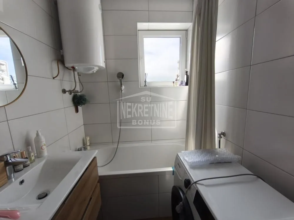 Prodaja, dvosoban stan, 60m², Aleksandrovo, Subotica