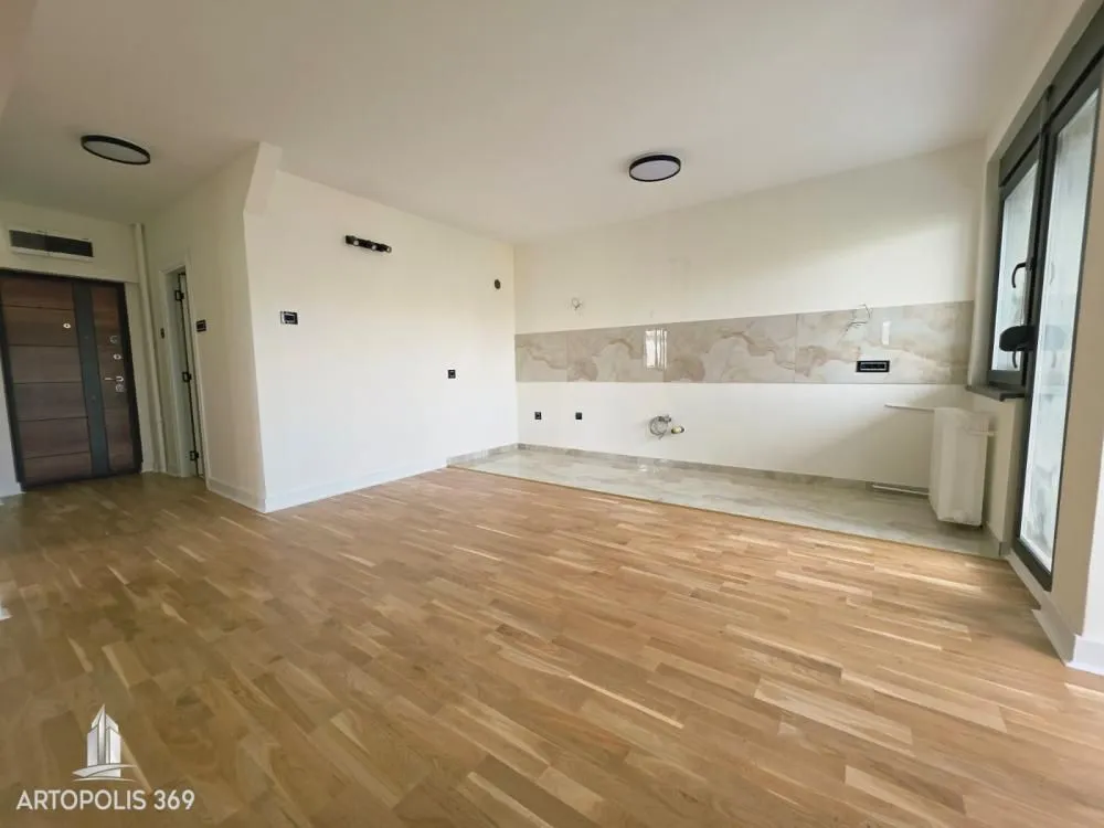 Prodaja, trosoban stan, 75m², Vračar Hram, Vračar Sve Podlokacije