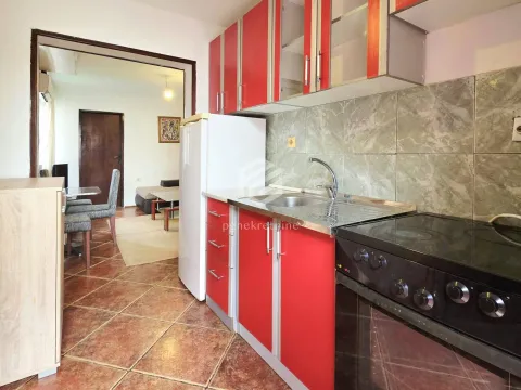 Rent, one bedroom apartment, 42m², Blok 9, Podgorica - image 4