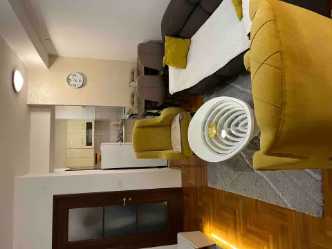 Rent, one bedroom apartment, 55m², City Kvart, Podgorica - image 2