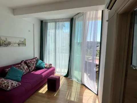 Prodaja, jednosoban stan, 35m², Bečići, Budva - image 1