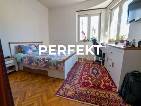 Sale, two bedroom apartment, 43m², Stari Grad, Beograd - image 13