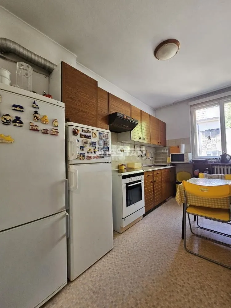 Prodaja, četvorosoban stan, 106m², Lekino Brdo, Voždovac Sve Podlokacije