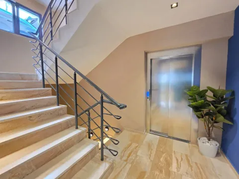 Prodaja, jednosoban stan, 40m², Budva, Crna Gora - image 24