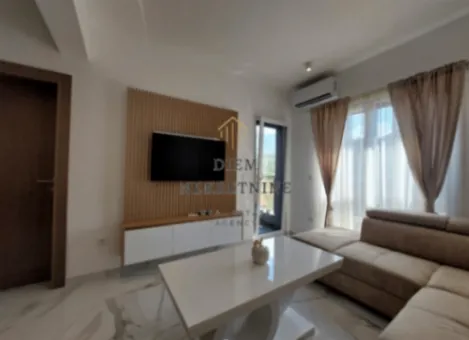 Rent, one bedroom apartment, 43m², Radanovići, Kotor - image 2