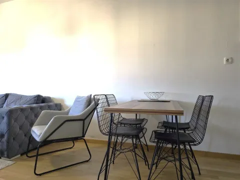 Izdavanje, stan, 45m², Pobrežje, Podgorica - image 6