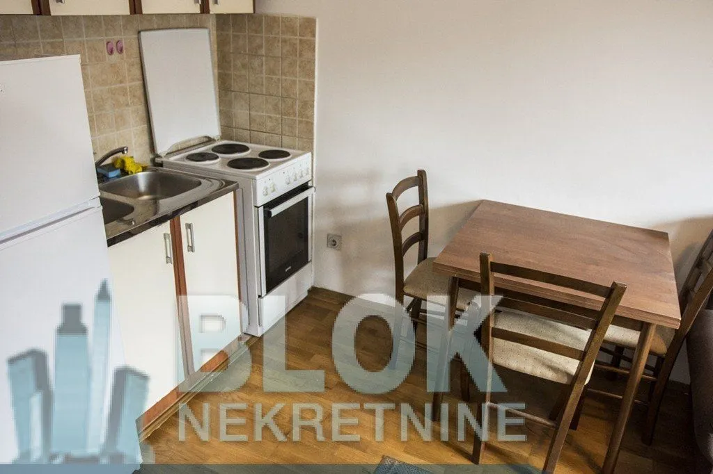 Izdavanje, jednosoban stan, 38m², Pobrežje, Podgorica