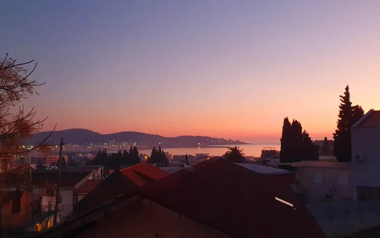 Rent, one bedroom apartment, 55m², Šušanj, Bar