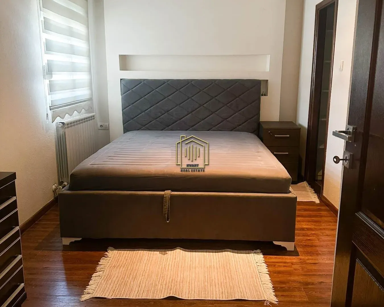 Izdavanje, dvosoban stan, 75m², Konik, Podgorica