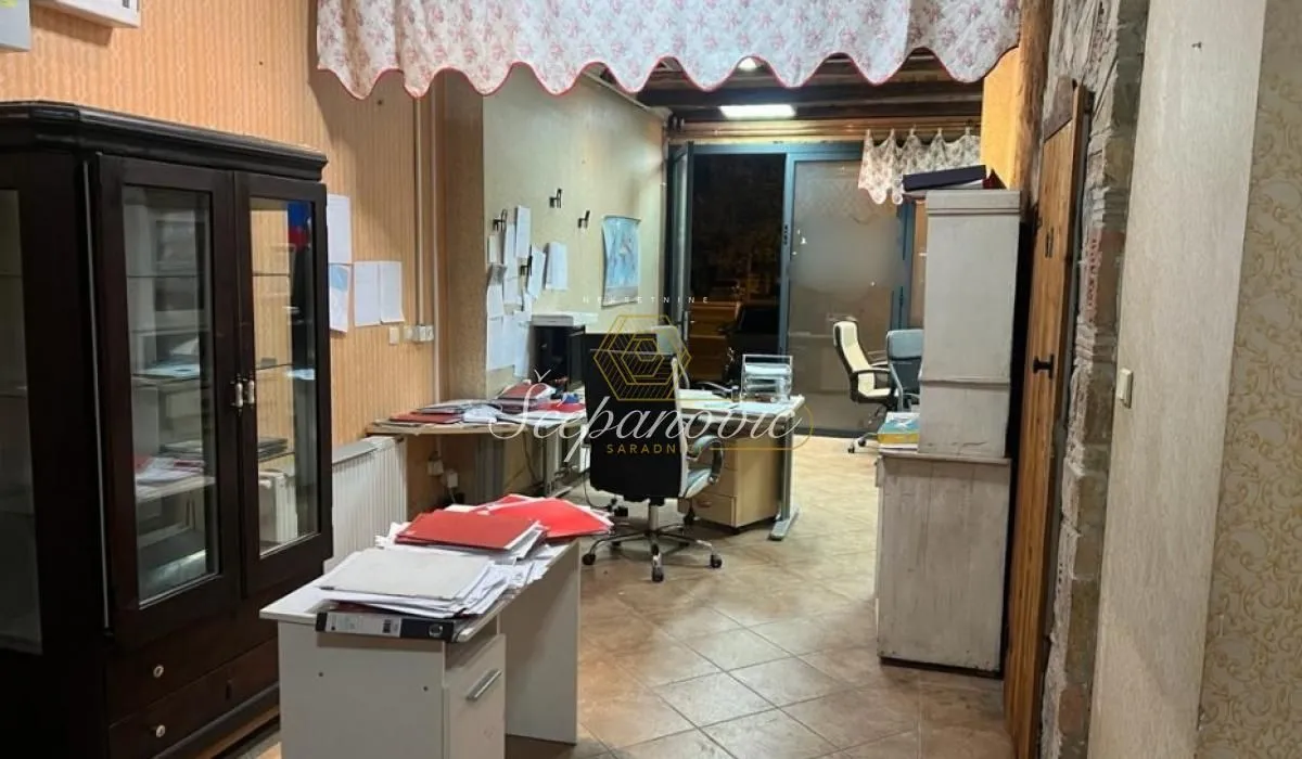 Sale, office space, 56m², Novo naselje, Novi Sad