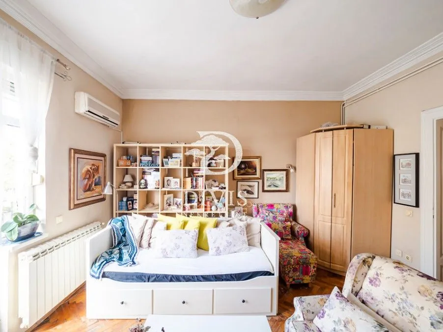 Sale, two bedroom apartment, 57m², Cvetni Trg, Vračar Sve Podlokacije