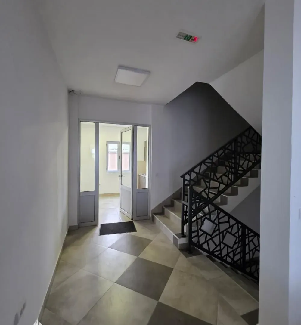 Rent, office space, 400m², Leštane, Grocka