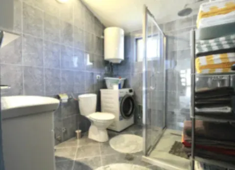 Izdavanje, trosoban stan, 130m², Čeluga, Bar - image 10