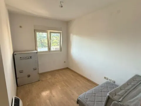 Izdavanje, dvosoban stan, 68m², City Kvart, Podgorica - image 7