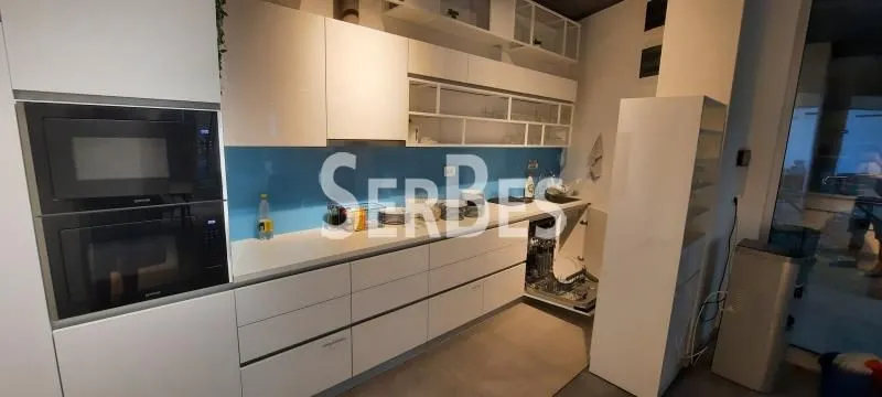 Sale, office space, 774m², Bulevar Oslobodjenja, Novi Sad Sve Podlokacije