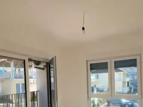 Prodaja, jednosoban stan, 46m², Donja Lastva, Tivat - image 9