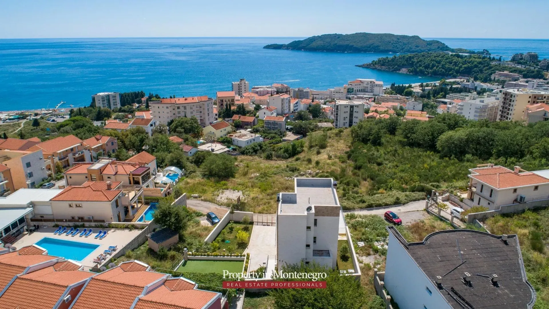 Sale, house, 400m², Bečići, Budva