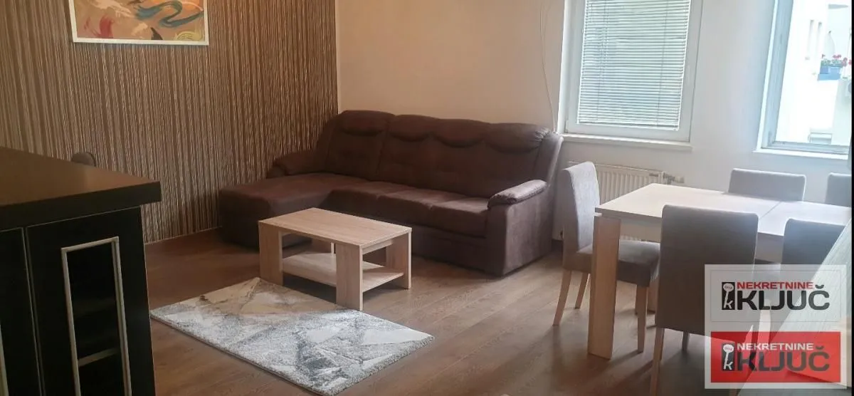 Izdavanje, jednosoban stan, 47m², Socijalno, Novi Sad Sve Podlokacije