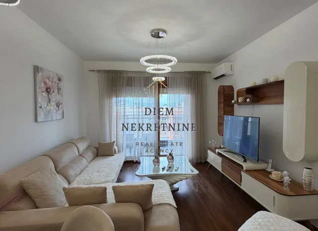 Rent, one bedroom apartment, 52m², Master Kvart, Podgorica