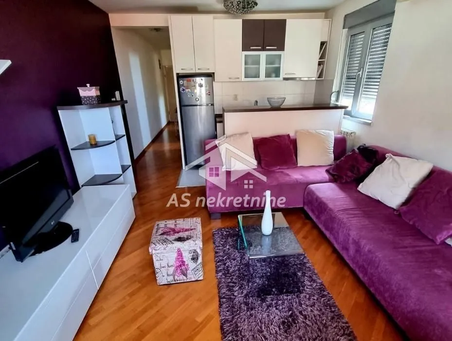 Rent, two bedroom apartment, 40m², Lekino Brdo, Voždovac Sve Podlokacije