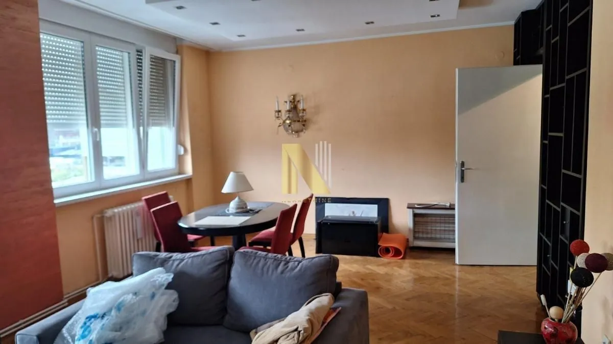 Rent, office space, 80m², Centar, Novi Sad