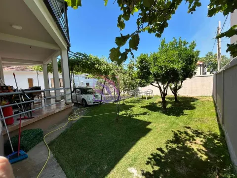 Rent, house, 120m², City Kvart, Podgorica - image 2