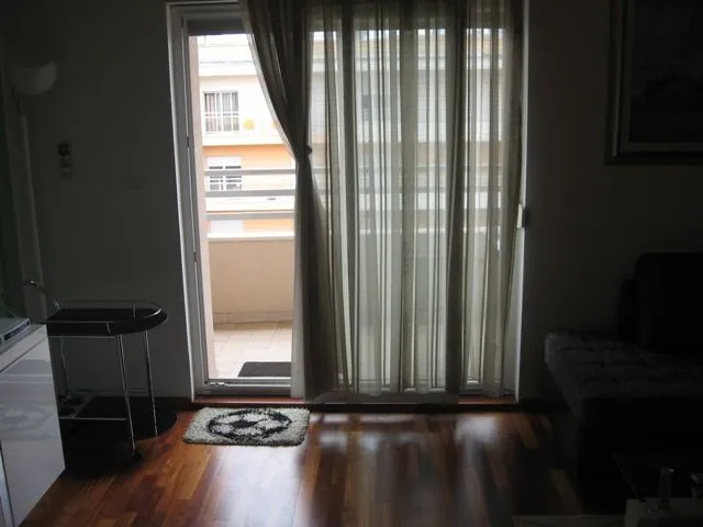 Rent, two bedroom apartment, 75m², City Kvart, Podgorica