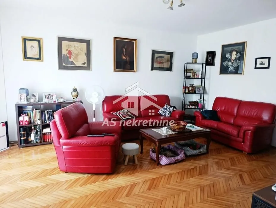 Izdavanje, četvorosoban stan, 108m², Savski Venac, Beograd