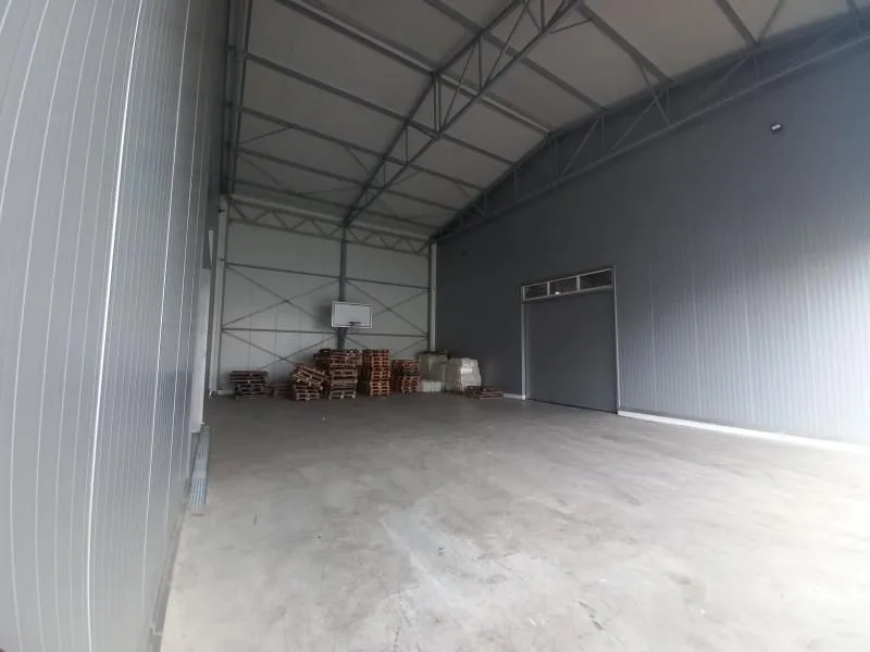 Sale, office space, 3100m², Ledine, Beograd