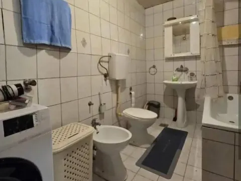 Prodaja, trosoban stan, 108m², Malo Brdo, Podgorica - image 13