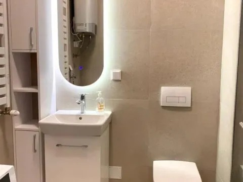 Izdavanje, dvosoban stan, 56m², Bulevar, Niš - image 9