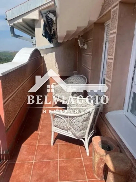 Izdavanje, dvosoban stan, 54m², Bandžovo brdo, Rožaje